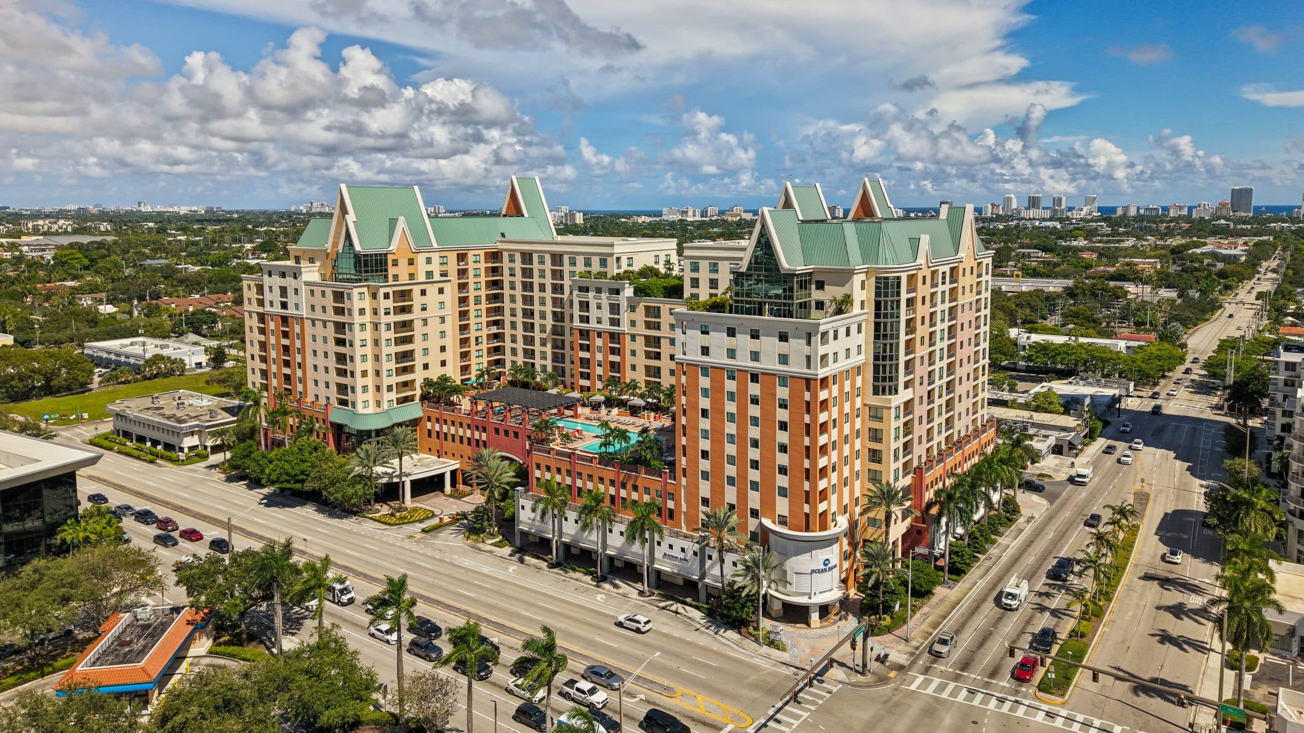 Corner of Broward Boulevard and Federal Highway at The Waverly at Las Olas